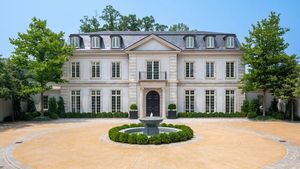 Prețurile locuințelor de lux din Washington au explodat după ce milionarii veniți să lucreze în Administrația Trump au început să se instaleze în capitala SUA