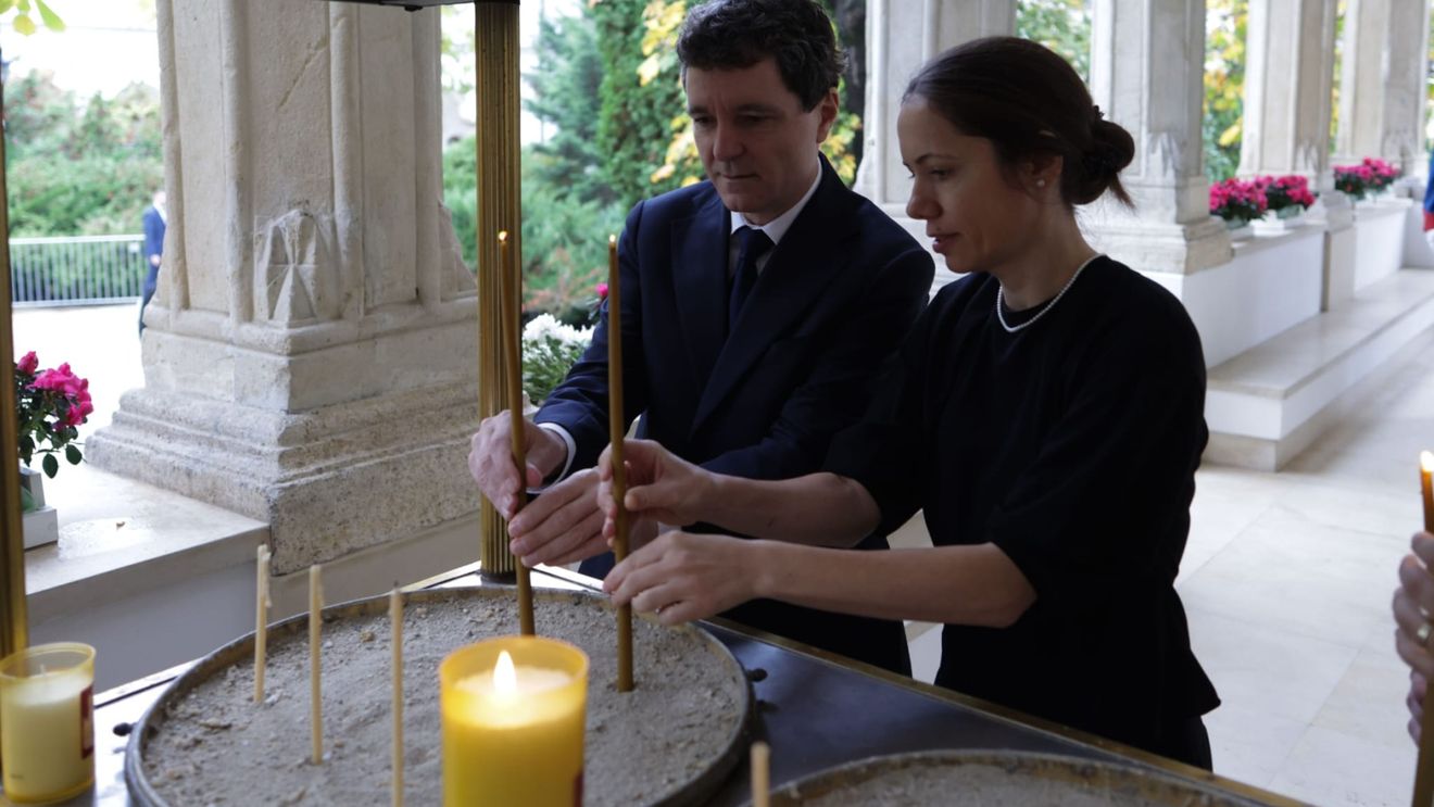 GALERIE FOTO Nicușor Dan și partenera Mirabela Grădinaru, la ceremonia solemnă închinată domnitorului Grigore Alexandru Ghyka