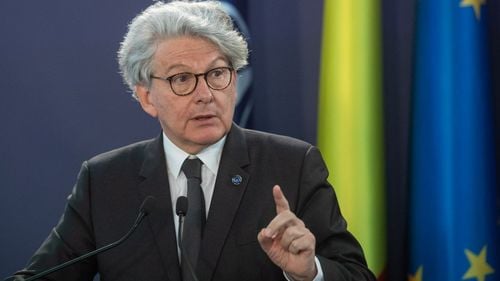 Comisar UE: Europa trebuie să treacă în "modul economiei de război"