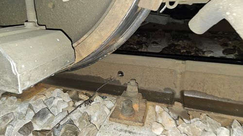 Un tren încărcat cu cărbune a deraiat în județul Vâlcea / Traficul feroviar întrerupt