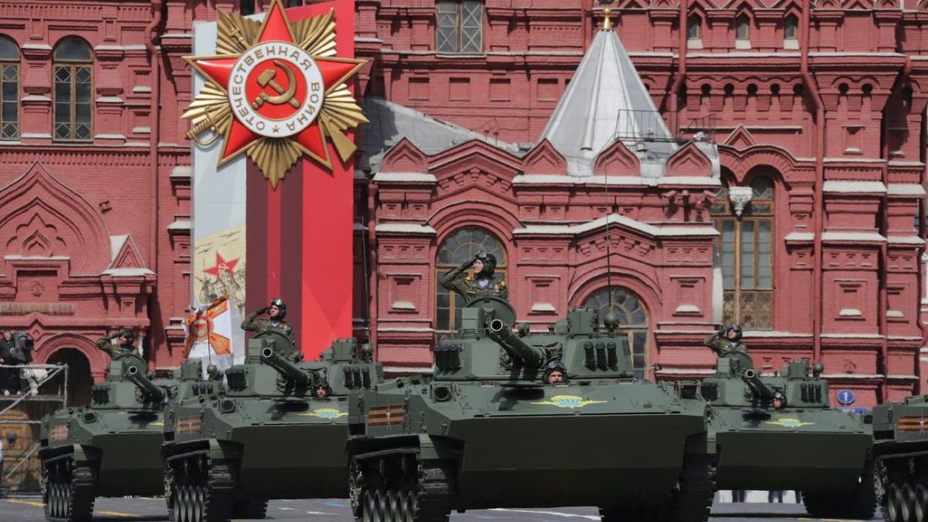 Rusia va crea 12 noi baze militare, ca răspuns la extinderea NATO