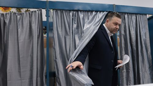 VIDEO Ciprian Ciucu, mesaj în ziua alegerilor: Nu mai plouă, îi aștept la vot pe bucureșteni
