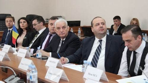 Preşedintele Curţii de Conturi, despre provocările identificate în urma misiunilor de audit la MApN: Neîncadrarea funcţiilor cheie şi fluctuaţia de personal, cauzată în mare parte de pensionări, scăderea interesului tinerilor pentru cariera militară