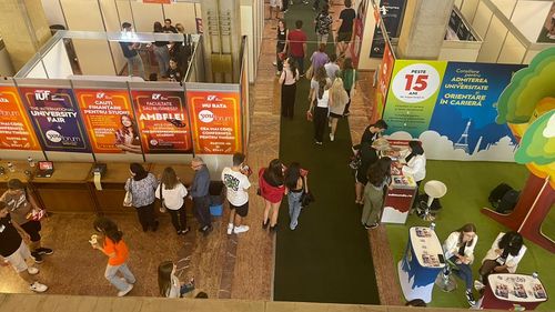 VIDEO De ce consiliere pentru carieră înainte să alegi o universitate? Un consultant educațional îți poate face o listă cu locurile unde te potrivești, pe baza opțiunilor tale și a criteriilor facultăților