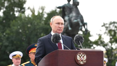 Vladimir Putin susține că negocierile de pace cu Ucraina au ajuns într-un „punct mort” și promite că „nu va opri operațiunile militare” până când Rusia nu își va îndeplini obiectivele
