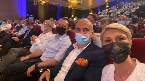 Raluca Turcan: Rareș are pusee de megalomanie. Cred că trece printr-un puseu de grandomanie și orice specialist ați întreba v-ar spune că asta vine la pachet cu ridicolul