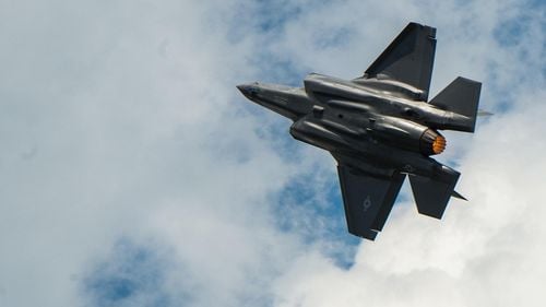 Țara în care aproape 90% din mașinile noi vândute sunt electrice își alimentează în premieră mondială avioanele F-35 cu biocombustibil