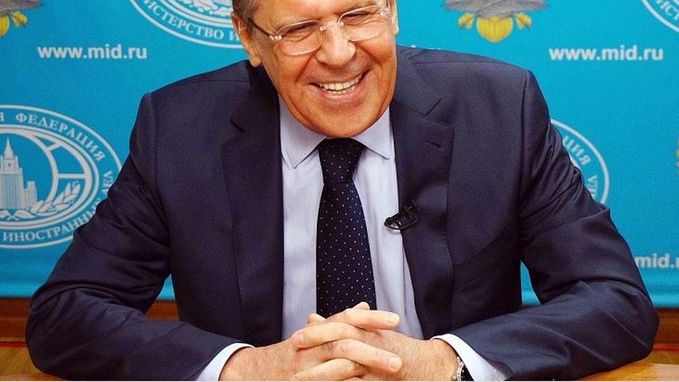 Serghei Lavrov confirmă că Moscova vrea să schimbe regimul de la Kiev, după ce anterior negase vehement: ”Vom ajuta poporul să se elibereze de regim, ne pare rău pentru istoria Ucrainei care se prăbușește în fața ochilor noștri”