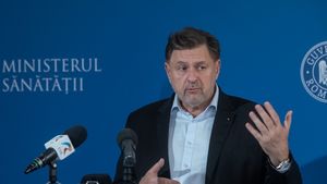 Alexandru Rafila, întrebat cum au fost acreditate 34 de paturi de marși arși, câte susține că există: „Vreți o informație de la mine pe care nu pot să v-o dau în momentul de față, pentru că nu eu personal mă ocup de acest lucru”