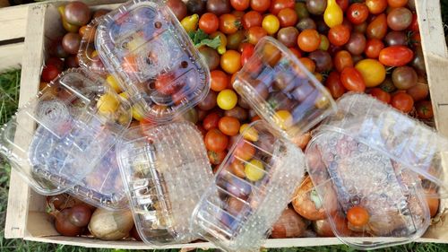 Franța interzice de la 1 ianuarie ambalajele din plastic pentru fructele și legumele proaspete