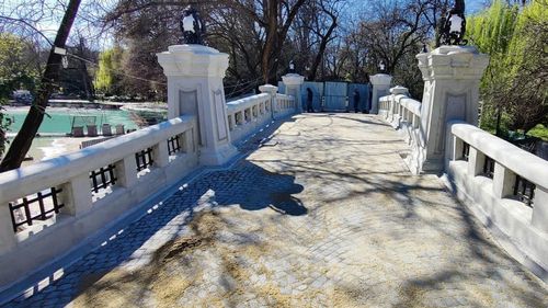 Lucrările de reabilitare a Podului Mare din Cișmigiu au fost finalizate, anunță primarul Nicușor Dan