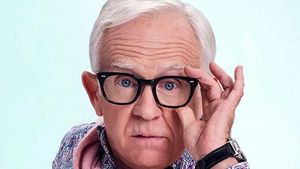 A murit Leslie Jordan, vedeta din "Will & Grace" și "American Horror Story" / Avea 67 de ani și a decedat într-un accident auto / ”Ceea ce i-a lipsit la înălțime a compensat prin generozitate și măreție”