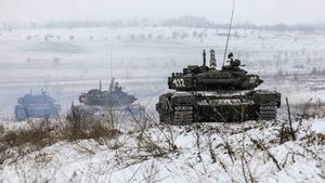 Stoltenberg: Nu am văzut niciun semn al reducerii prezenței militare rusești la granița cu Ucraina / Miniștrii de Apărare ai NATO vorbesc despre necesitatea întăririi echipamentului militar și de modul în care vom acționa în România