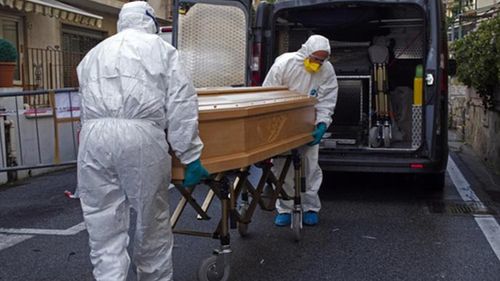 Spitalul Colentina contrazice declarațiile lui Voiculescu: Toate decesele înregistrate au fost raportate cu respectarea tuturor reglementărilor legale în vigoare, iar afirmațiile care pun la îndoială acest fapt nu au o bază reală