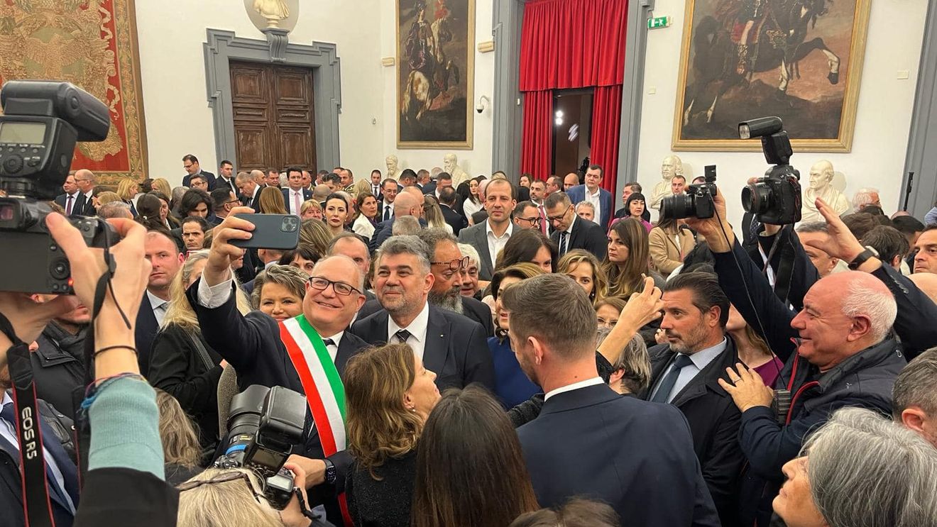 Ciolacu, la întâlnirea cu reprezentanții comunității de români din Italia: Dacă nimeni nu și-a cerut scuze pentru că ați fost nevoiți la un moment dat să plecați din țară, nu am nicio problemă să îmi cer eu scuze