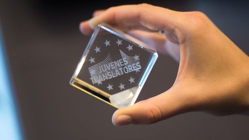 Comisia Europeană lansează concursul de traduceri pentru școli Juvenes Translatores 2019: cine și cum se poate înscrie