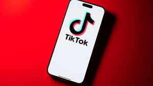 BREAKING TikTok continuă să trimită în China date ”cu caracter personal” despre utilizatorii români și europeni după ce a obținut o suspendare temporară a interdicției. Rețeaua e investigată de un an și pentru implicarea în alegerile din România