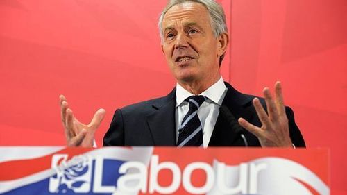 Tony Blair voia ca Vladimir Putin să primească un loc la ''masa principală'' internaţională, potrivit unor documente oficiale