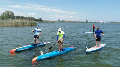 FOTO Iubitorii de vâsle și-au scos caiacele și paddle-urile pe Lacul Tăbăcărie în weekend, la Constanța