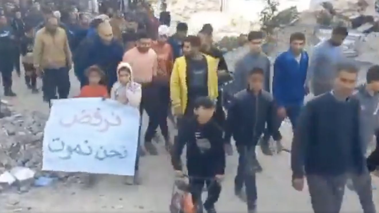Câteva sute de locuitori din Gaza au demonstrat împotriva Hamas