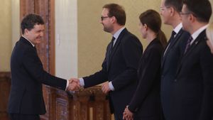 Dominic Fritz: I-am transmis președintelui Nicușor Dan că îl susținem pe Ilie Bolojan premier / Noi am fost mereu împotriva majorării TVA, dar acceptăm faptul că din partea Comisiei Europene pare să existe o cerință destul de fermă