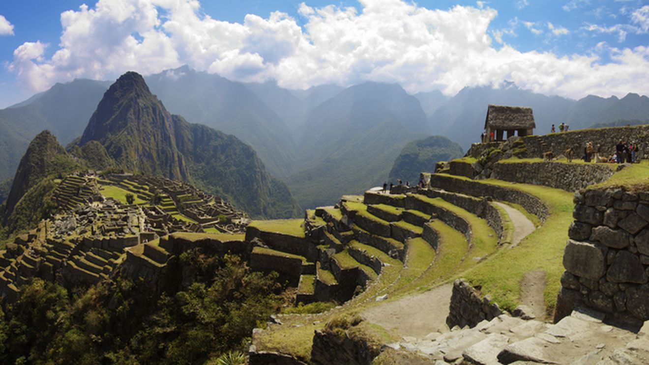 Va fi construit un aeroport nou lângă Machu Picchu / Ar crește cu 200% fluxul turistic în regiune / O presiune enormă asupra ruinelor fragile
