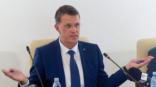 Ministrul Apărării, despre trimiterea de trupe în Ucraina pentru menţinerea păcii: Nu există o soluţie clară la nivel european. În momentul ăsta, poziţia noastră este că nu trimitem trupe în Ucraina