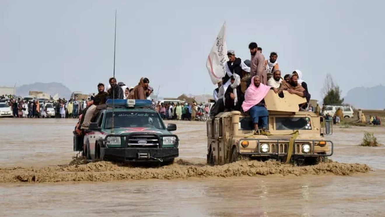 CNN: Afganistanul şi Pakistanul au avut cele mai violente schimburi de focuri din ultimii ani / Ar putea semnala o nouă eră de instabilitate pentru cele două ţări vecine