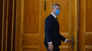 Dan Barna: ”Miniștrii refuză cu lașitate să vină în Parlament, să discutăm bugetul, inducând sentimentul de neîncredere/ E de neacceptat ca forțele de jandarmi să fie atât de diafane la un astfel de protest previzibil”