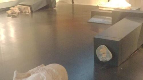 Un turist american a distrus statui romane "blasfemiatoare" de la Muzeul Israelului din Ierusalim