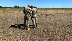 MApN: Continuăm activitățile de supraveghere a zonelor de pe teritoriul național aflate în proximitatea porturilor ucrainene. Nu s-a confirmat prezenţa unor fragmente de dronă în altă zonă decât cele cercetate anterior