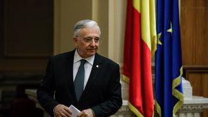 Banca Națională vede o inflație de 4,7%, în scădere, la finalul lui 2024. Mugur Isărescu: Imposibil să scapăm de impactul încetinirii activității economice a principalilor parteneri comerciali