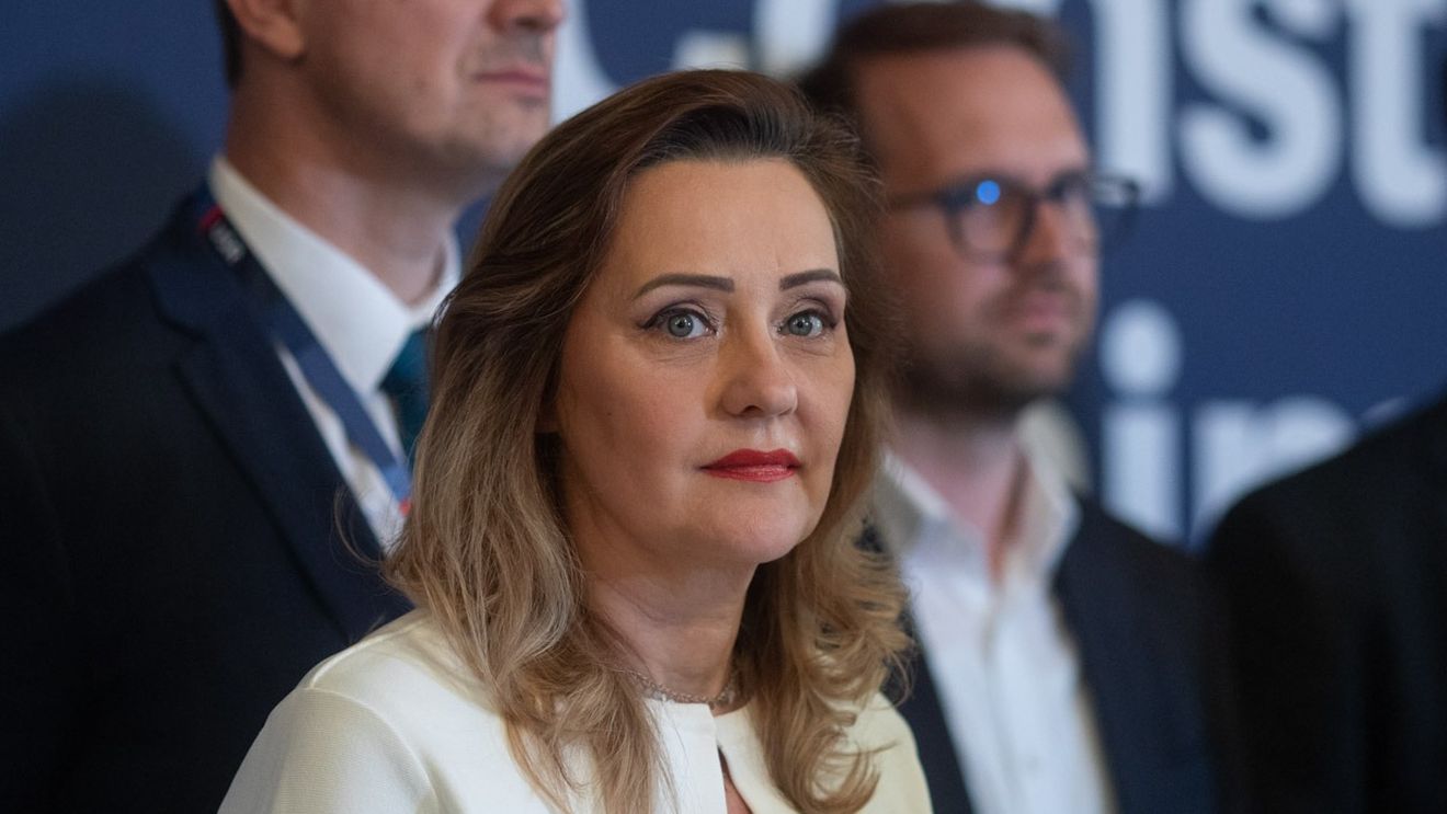 Lasconi susține că nu va organiza proteste împotriva deciziei CCR de anulare a alegerilor / ”Nu intenţionez să pun benzină pe foc” / ”Instituţiile statului nu ne-au oferit răspunsuri”
