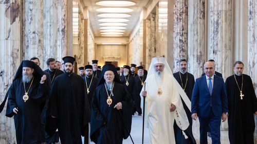Bolojan i-a primit la Palatul Victoria pe Sanctitatea Sa Bartolomeu I, Arhiepiscopul Constantinopolului şi pe Preafericitul Părinte Daniel: O mare bucurie creştinească să îi revăd, după momentul istoric de duminică