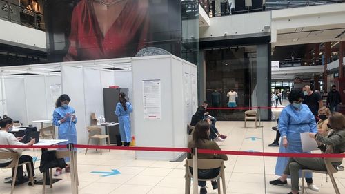 Vaccinare la mall: maraton pentru imunizare în acest sfârșit de săptămână în cele patru centre comerciale din municipiul Constanța