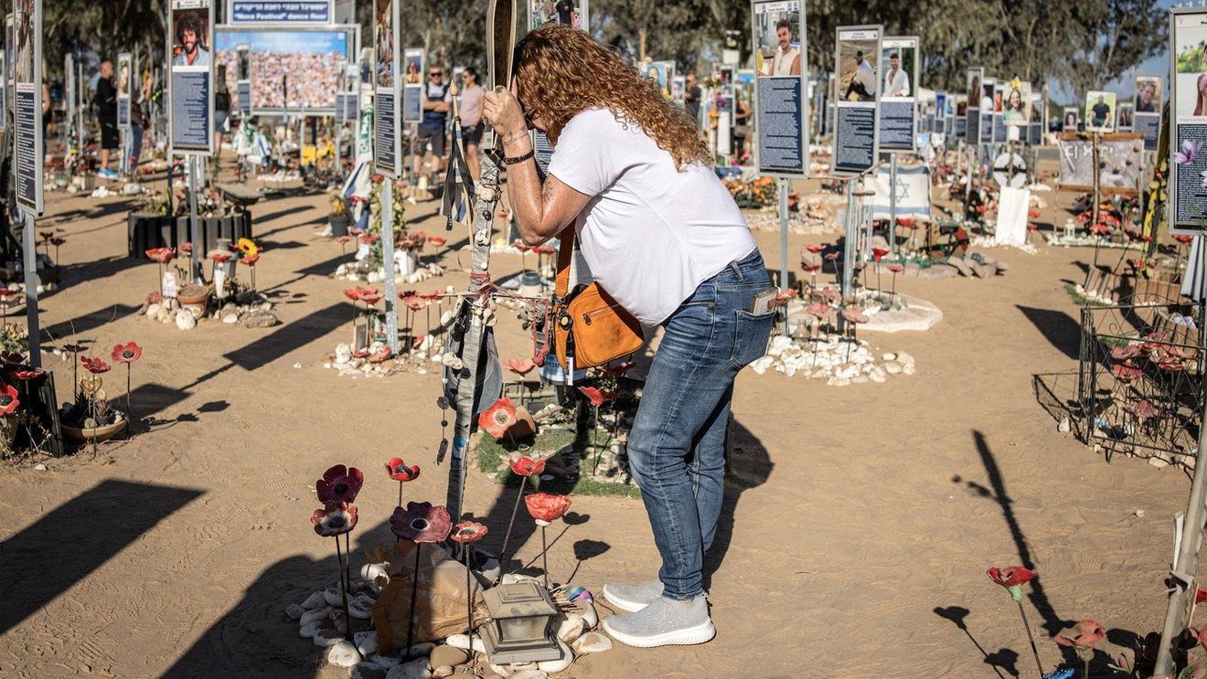 Armistițiul dintre Israel și Hamas continuă, eliberarea ostaticilor și deținuților palestinieni este programată luni