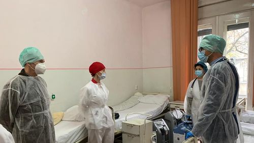 Toate spitalele din Timişoara sunt racordate la sistemul centralizat de termoficare. Au fost înregistrate şi câteva avarii la repornirea încălzirii