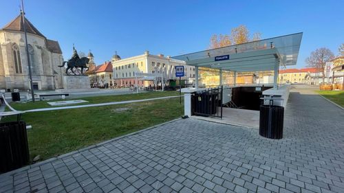 VIDEO Povestea ”toaletei-muzeu” din centrul Cetății din Alba Iulia. Istoricul Liviu Zgârciu, explicații despre conservarea inedită a unor vestigii medievale