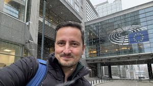 Nicu Ștefănuță anunță că va candida independent la alegerile europarlamentare:  „Independent, dar nu singur”