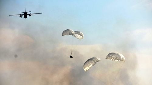 Kremlinul acuză SUA că decizia sa de a trimite echipamente și consilieri militari în Ucraina va amplifica tensiunile: „Suntem în mod serios îngrijoraţi de acţiunile Kievului la linia de frontieră”