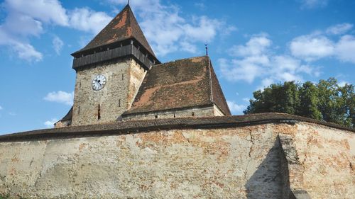 "Rezidenţa Transilvanica" promovează bisericile fortificate din localități sibiene cu ajutorul muzicii / Au fost sursă de inspirație pentru compozitori invitați să descopere patrimoniul săsesc din sudul Transilvaniei