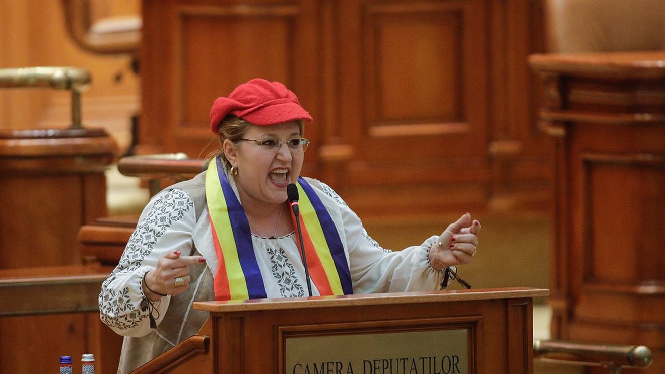Publicație pro-guvernamentală de la Budapesta: Scandal şi manifestări antimaghiare în Parlamentul României