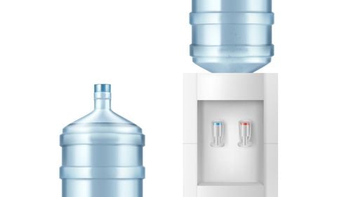 Spitalul Municipal din Caransebeş anunță ultima achiziție: 15 dozatoare de apă pentru pacienţi / ”Pacienții pot bea o apă verificată, o apă curată”