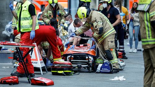 Berlin: Șoferul care a intrat cu mașina într-un grup de pietoni, internat la psihiatrie / Indicii de schizofrenie de tip paranoid