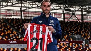 Christian Eriksen a revenit pe teren cu un gol în minutul doi/ Mjlocașul a suferit un stop cardiac în 2021, în timpul unui meci din Campionatul EURO 2020
