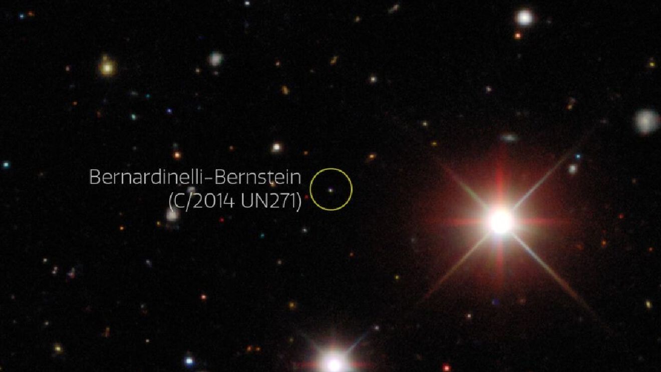 Astronomii au descoperit o cometă de aproximativ 10 ori mai mare și de până la 1.000 de ori mai grea decât cele obişnuite
