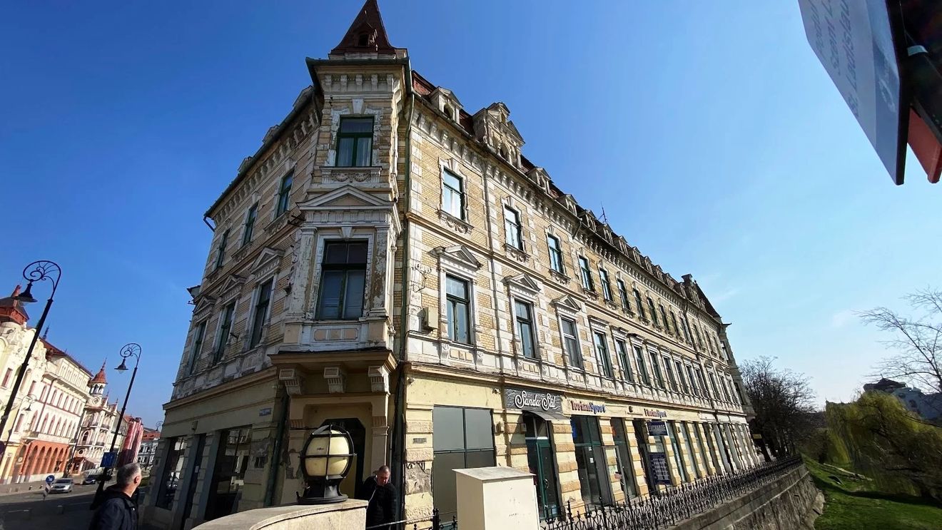 Palatul Levay şi alte două clădiri din centrul istoric din Oradea intră în reabilitare