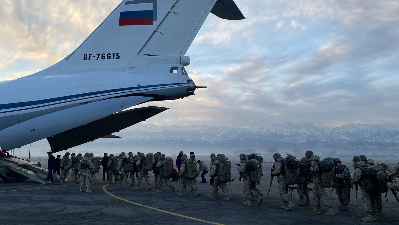 Agresorii ruși s-au retras de la Aeroportul Antonov, de lângă Kiev/ Capturarea aeroportului fusese prima victorie majoră a Rusiei în Ucraina (CNN)