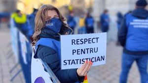 Sindicaliştii cer Guvernului să renunţe la tăierea de posturi la Institutul Naţional de Statistică
