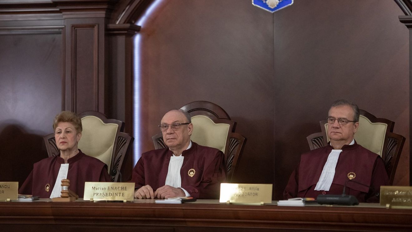 Sesizarea Curții Supreme cu privire la "Legea fugarilor", amânată de Curtea Constituțională pentru 13 martie